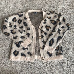 Girls leopard Cardigan size L